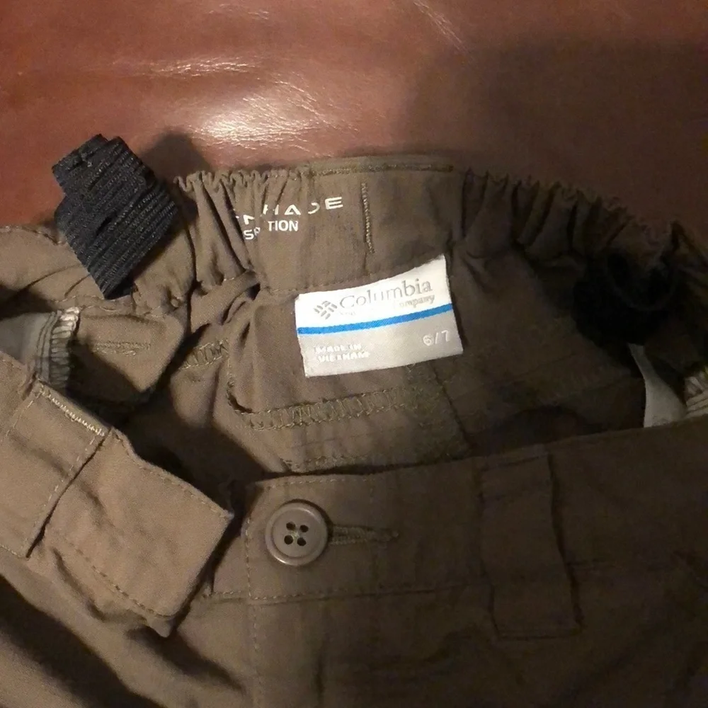 Columbia hiking shorts
